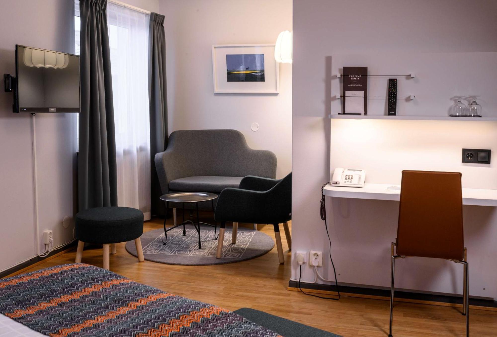 Scandic Vaernamo Экстерьер фото